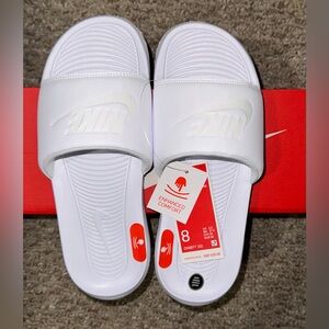 Nike Victori One Slides